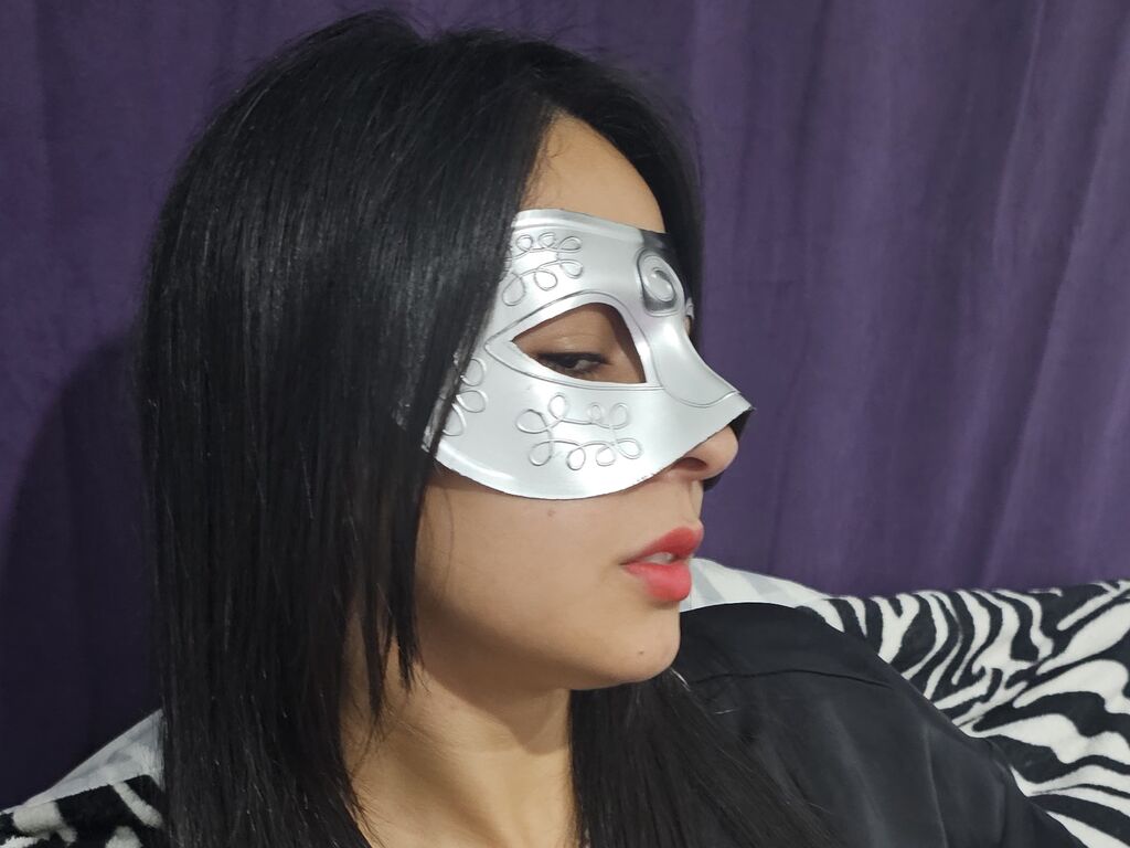 Samira Hadidi Picture